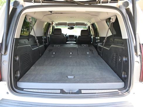 Used 2019 Chevrolet Suburban LT AWD/4WD image 49