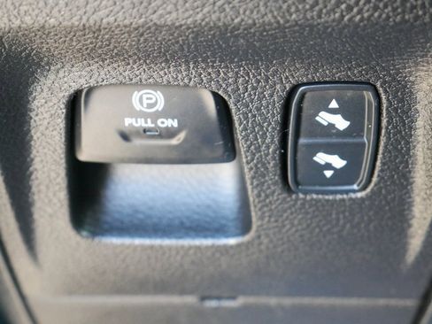 Used 2021 RAM 1500 Big Horn image 26