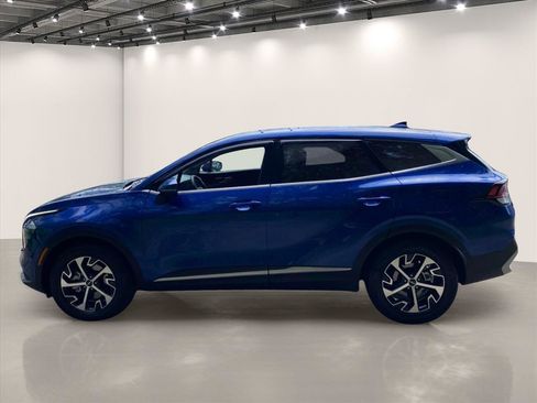 Certified 2023 Kia Sportage EX FWD image 5