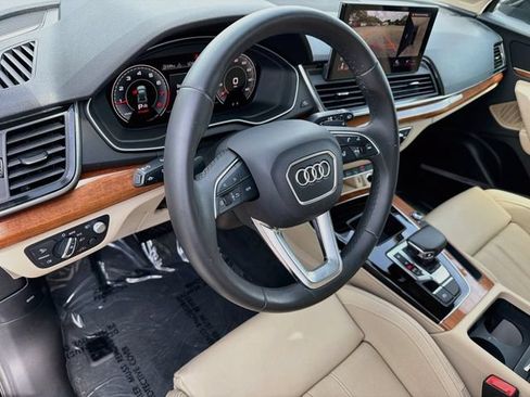 Used 2021 Audi Q5 Prestige AWD/4WD image 25
