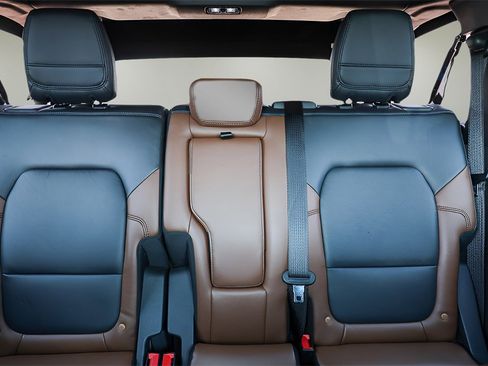 Used 2022 Ford Bronco Outer Banks image 51