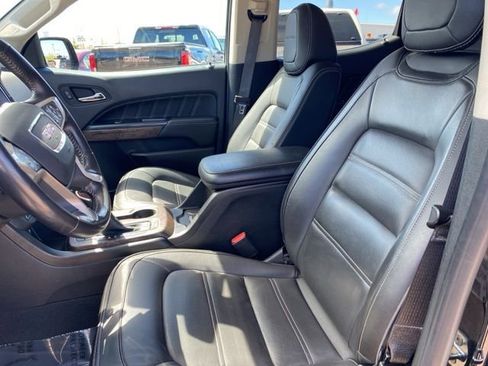 Used 2022 GMC Canyon Denali AWD/4WD image 14