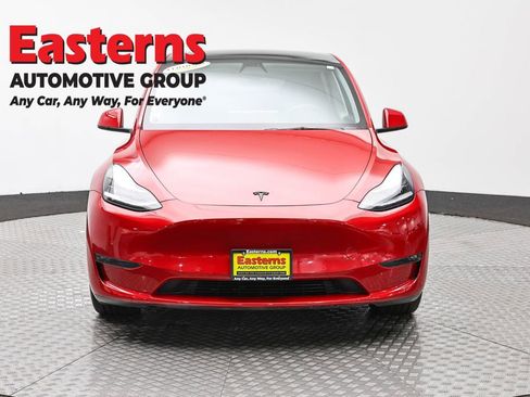 Used 2022 Tesla Model Y Long Range image 2