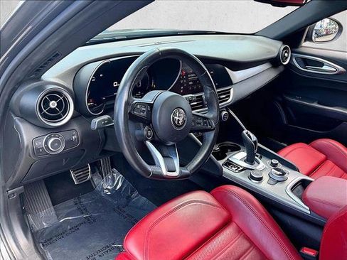 Used 2024 Alfa Romeo Giulia Ti w/ Performance Driving Package RWD image 14