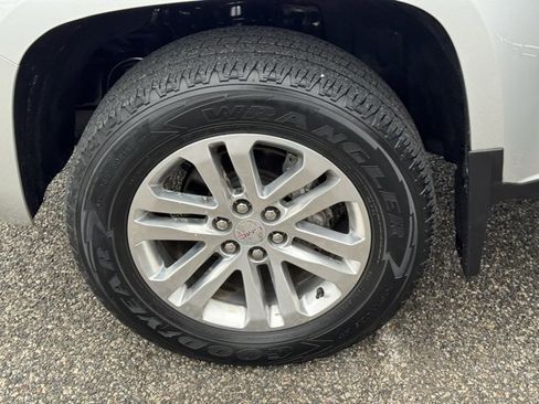 Used 2020 GMC Canyon SLT image 24