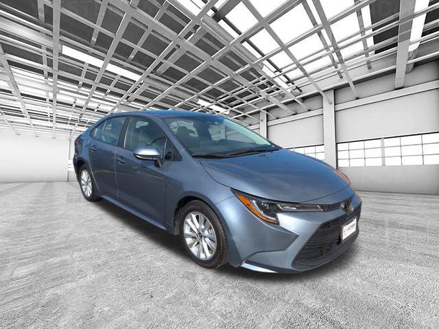 Certified 2025 Toyota Corolla LE w/ LE Premium Package FWD image 1