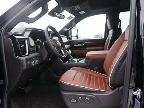 New 2026 GMC Sierra 3500 Denali Ultimate image 16