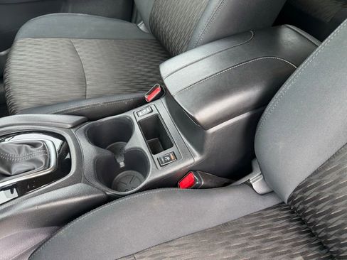 Used 2019 Nissan Rogue S w/ Special Edition Package AWD/4WD image 24