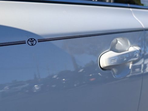 Used 2019 Toyota C-HR Limited image 14