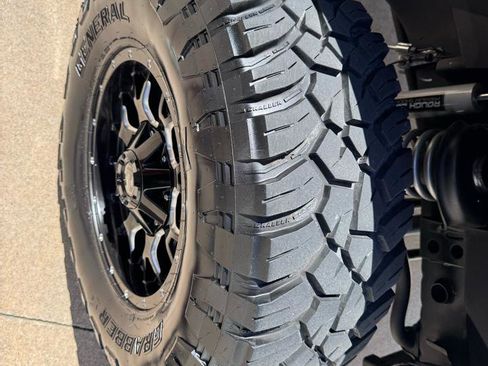 Used 2017 Jeep Wrangler Unlimited Sport w/ Quick Order Package 24S AWD/4WD image 38