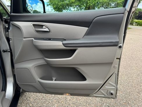 Used 2012 Honda Odyssey EX-L image 30