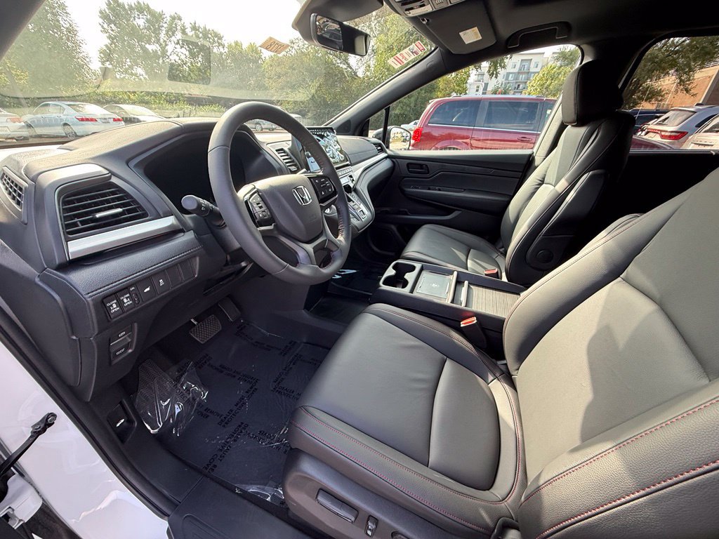 New 2026 Honda Odyssey Sport-L image 11