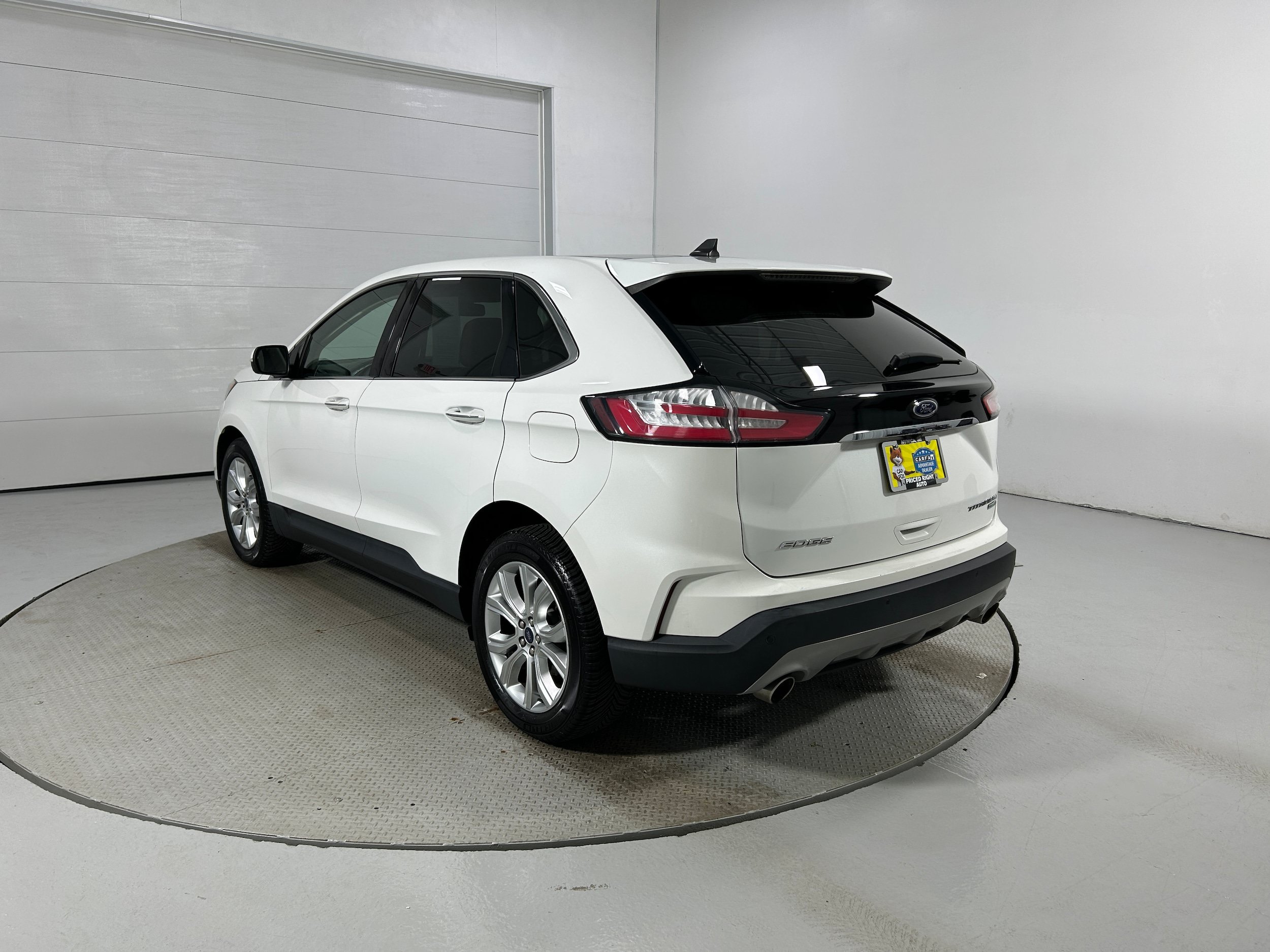 Used 2020 Ford Edge Titanium AWD/4WD image 23