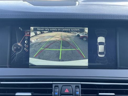 Used 2013 BMW M5 RWD image 31
