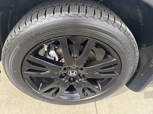 Used 2021 Honda Pilot Special Edition image 17