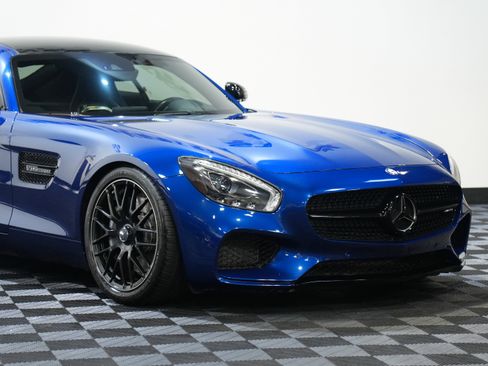 Used 2017 Mercedes-Benz AMG GT Coupe image 9