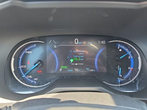 Certified 2024 Toyota RAV4 LE AWD/4WD image 10