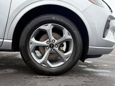 Used 2023 Ford Escape ST-Line image 10