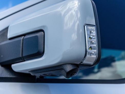 New 2025 Ford F150 Lariat w/ Equipment Group 502A High AWD/4WD image 17