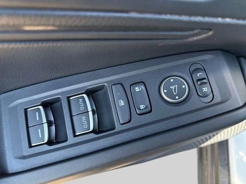 Used 2023 Honda Accord LX image 5