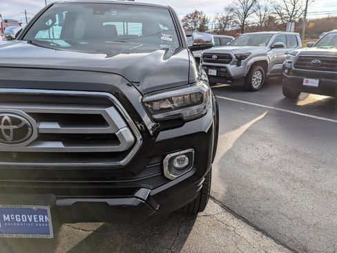 Certified 2020 Toyota Tacoma Limited image 13