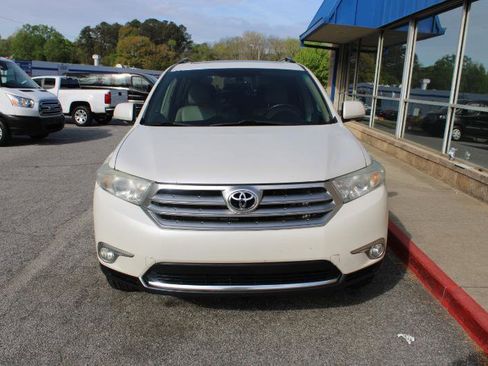 Used 2012 Toyota Highlander Limited w/ Tow Pkg AWD/4WD image 2