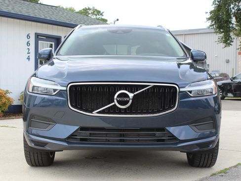 Used 2018 Volvo XC60 T5 Momentum w/ Convenience Package AWD/4WD image 8