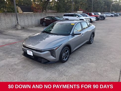 Used 2025 Kia K4 FWD image 1