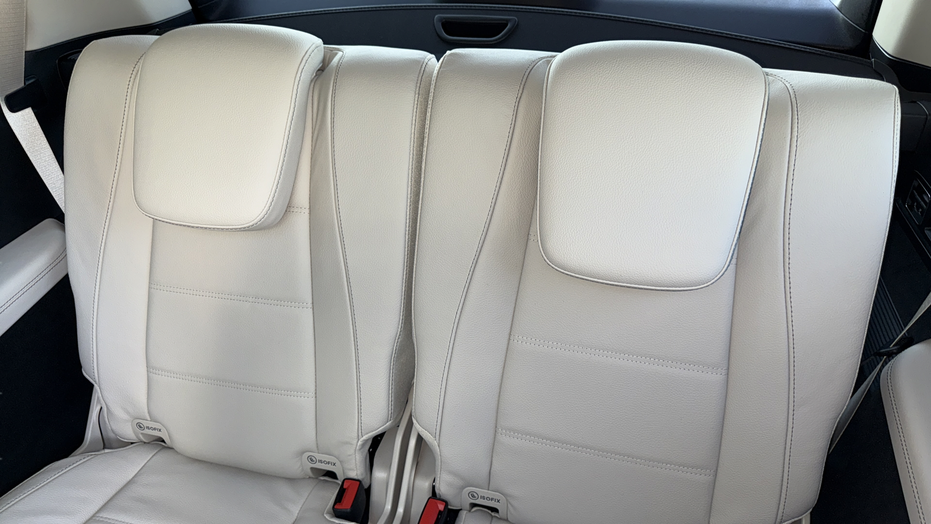 Certified 2026 Mercedes-Benz GLS 450 4MATIC image 27