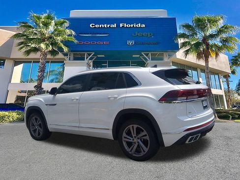 Used 2024 Volkswagen Atlas Cross Sport SEL R-Line AWD/4WD image 7