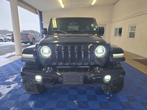 Used 2022 Jeep Wrangler Unlimited Sahara image 2