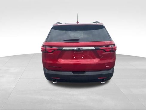 Used 2023 Chevrolet Traverse RS image 3