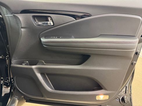 New 2026 Honda Ridgeline Black Edition image 30