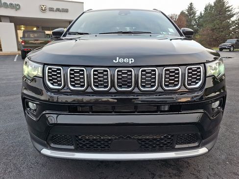 Certified 2024 Jeep Compass Limited image 3