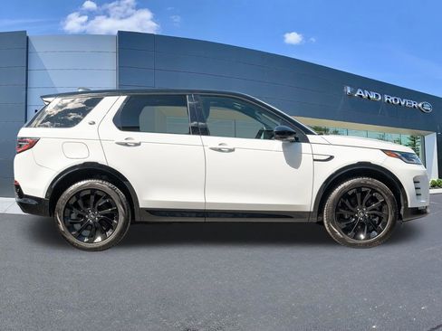 Used 2024 Land Rover Discovery Sport Dynamic SE AWD/4WD image 8