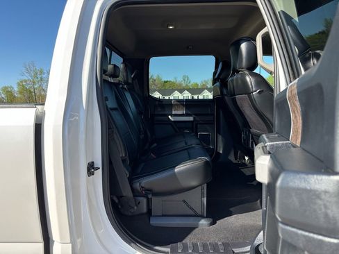 Used 2019 Ford F350 Lariat w/ Lariat Value Package image 27
