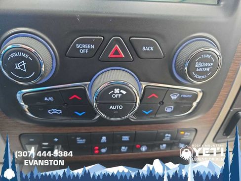 Used 2017 RAM 2500 Laramie w/ Convenience Group image 25