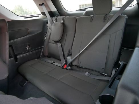 Used 2022 Ford Explorer XLT AWD/4WD image 11