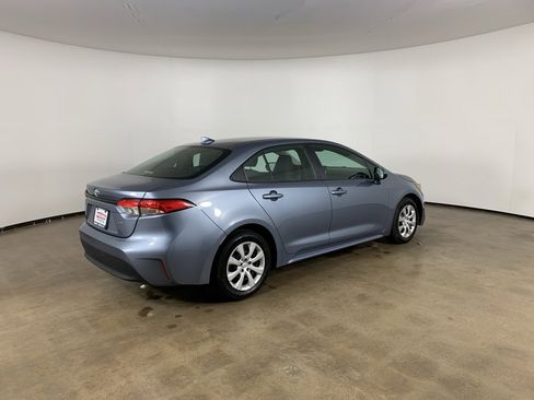 Used 2024 Toyota Corolla LE image 8