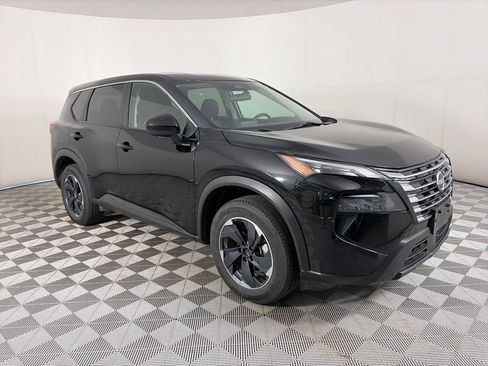 Used 2024 Nissan Rogue SV AWD/4WD image 1