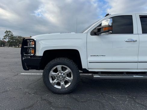Used 2019 Chevrolet Silverado 2500 LTZ w/ Duramax Plus Package image 11
