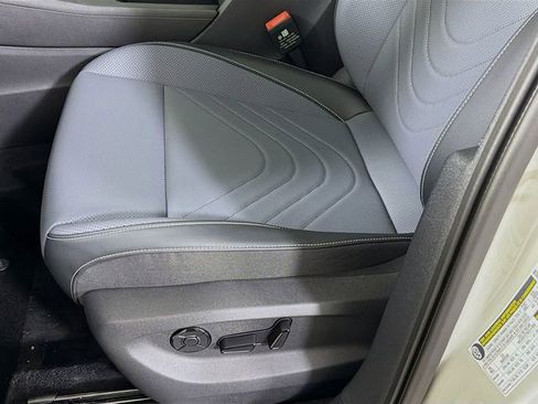 New 2026 Volkswagen Tiguan SE R-Line image 20