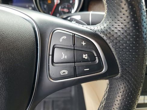 Used 2019 Mercedes-Benz GLA 250 image 18