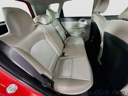 Certified 2021 Kia Soul LX FWD image 24