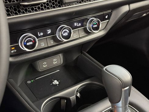 New 2026 Honda HR-V EX-L image 18