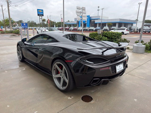 Used 2017 McLaren 570S Coupe RWD image 3