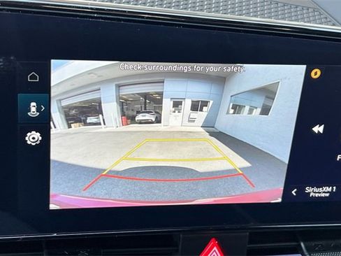 New 2025 Hyundai Elantra SEL image 19