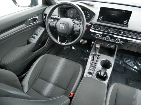 Used 2024 Honda Civic Sport image 9