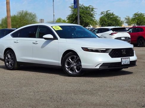 Used 2024 Honda Accord SE image 1