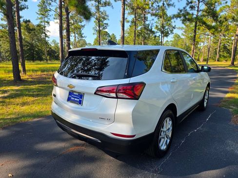 Used 2022 Chevrolet Equinox LT AWD/4WD image 5